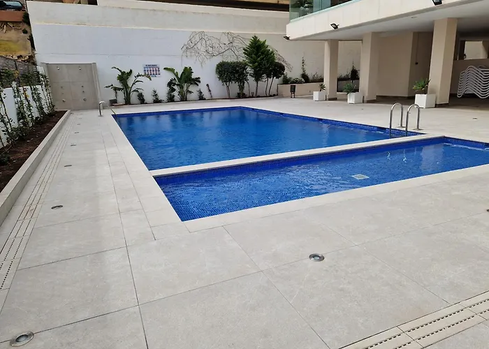 Sea View And Ifach Кальпе